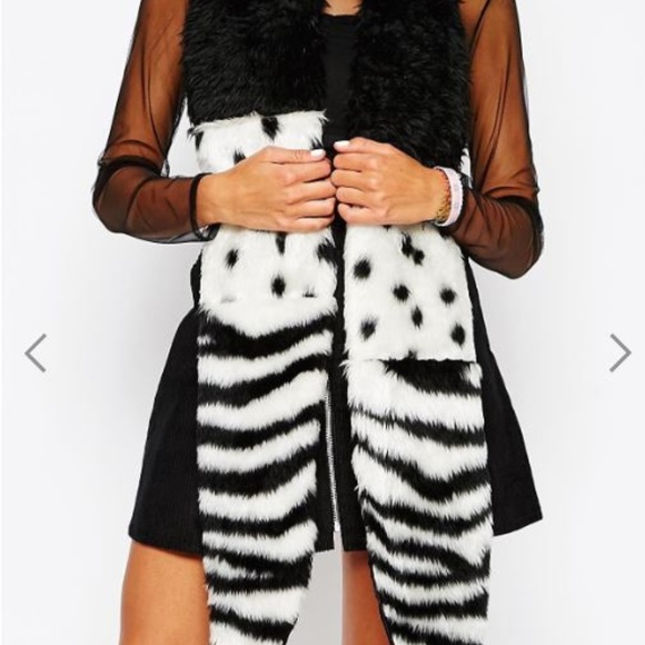 The Ragged Priest Accessories - The Ragged Priest Dipstick Faux Fur Scarf